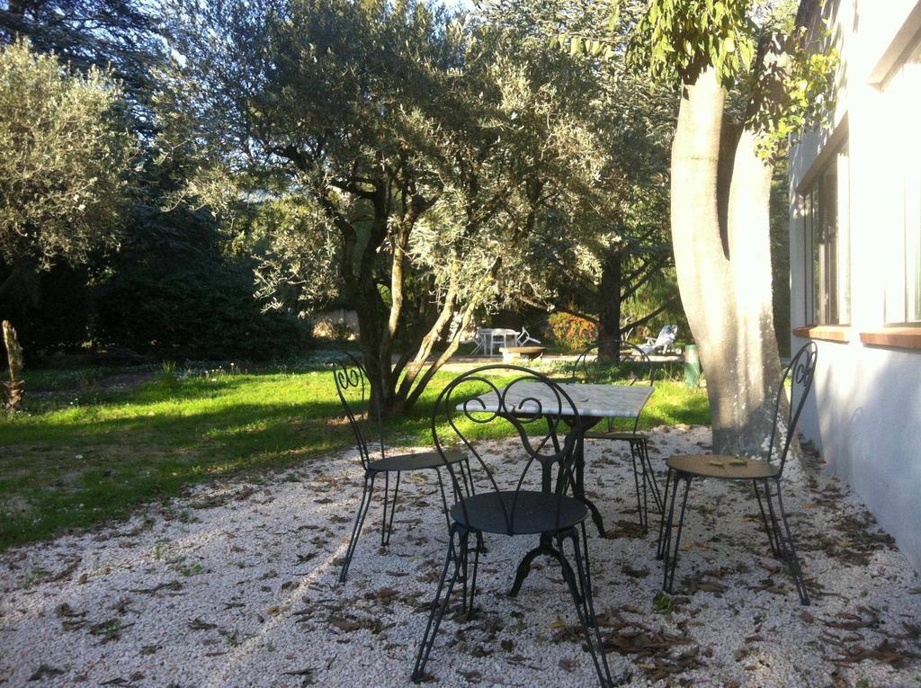 Hotel Du Coté de Chez Soi à La Ciotat Chambre photo