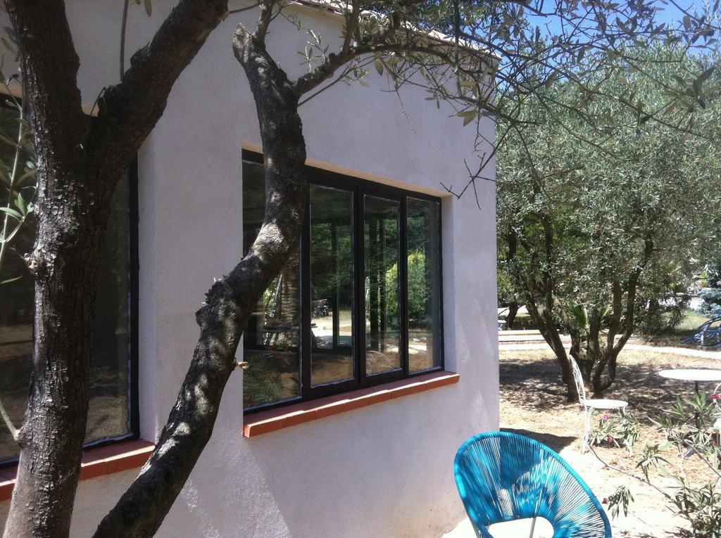 Hotel Du Coté de Chez Soi à La Ciotat Chambre photo